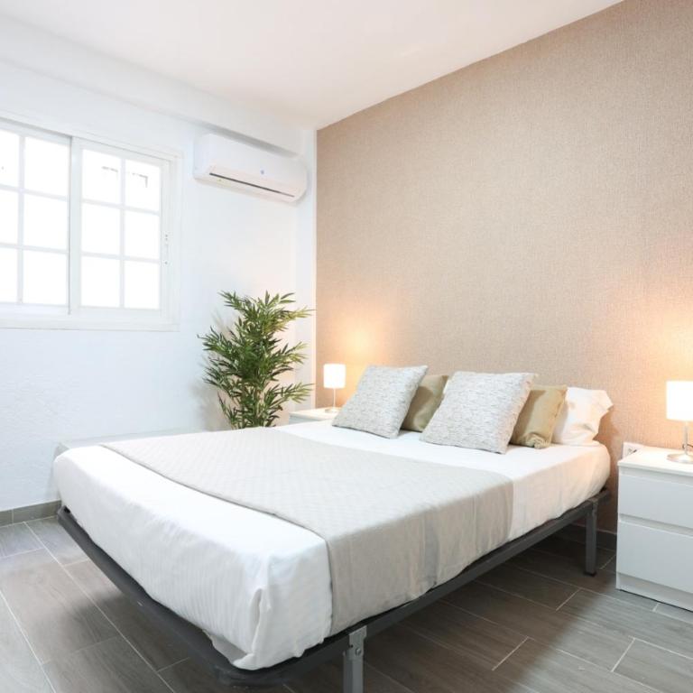 "El REBALAJE"Parking playa 550 m centro 1,8km - Apartamento de 3 dormitorios - 5