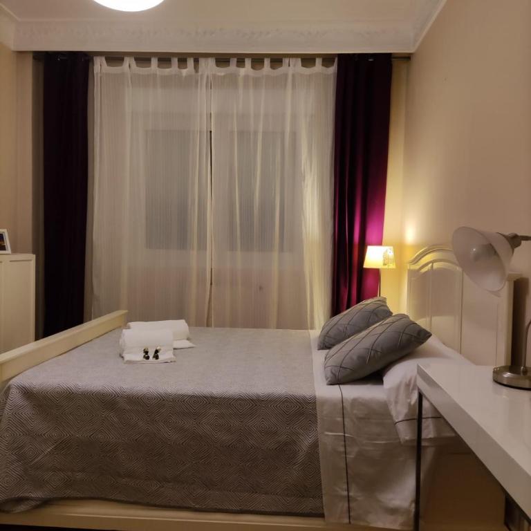 HABITACION EN VIVIENDA GRAN VIA BILBAo - Standard Double Room with Shared Bathroom - 6