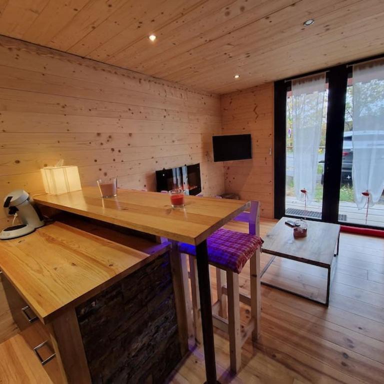 Charmant T2 rénové- Praloup 1600-parking privé, proche station - Appartement 2 Chambres - 11