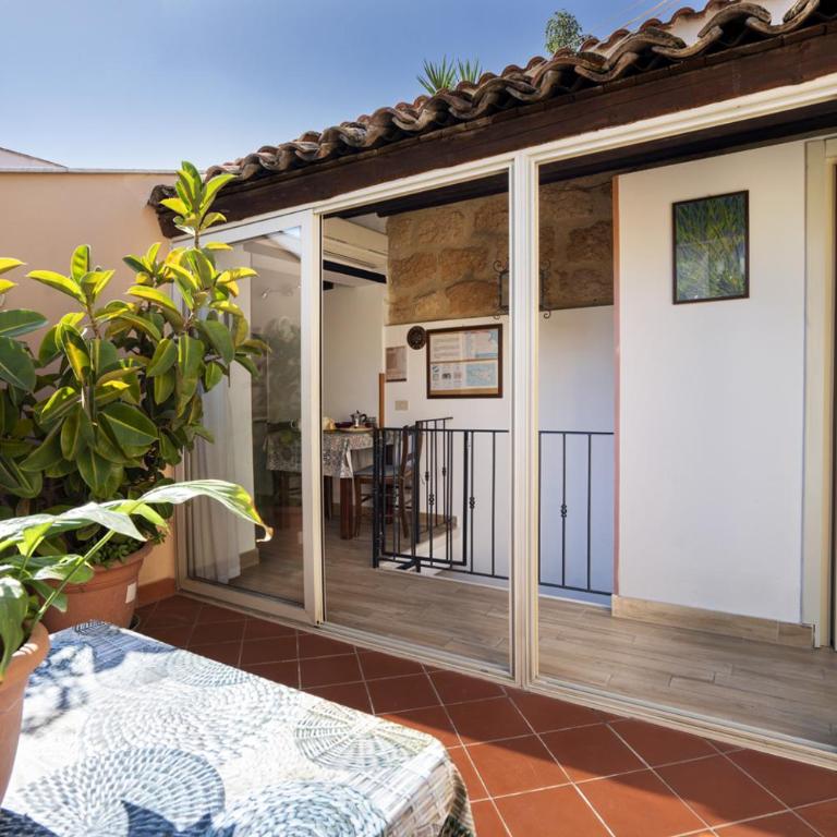 Appartamenti Olivuzza - Apartment with Terrace - 1