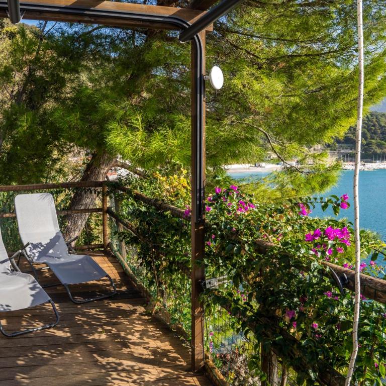 Villaggio Smeraldo - Camera Matrimoniale Deluxe con Balcone e Vista Mare - 10