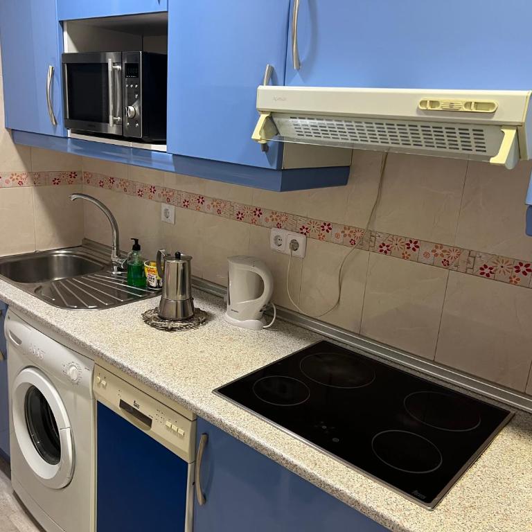Retiro Atocha Paseo Del Prado , Madrid - Two-Bedroom Apartment - 75