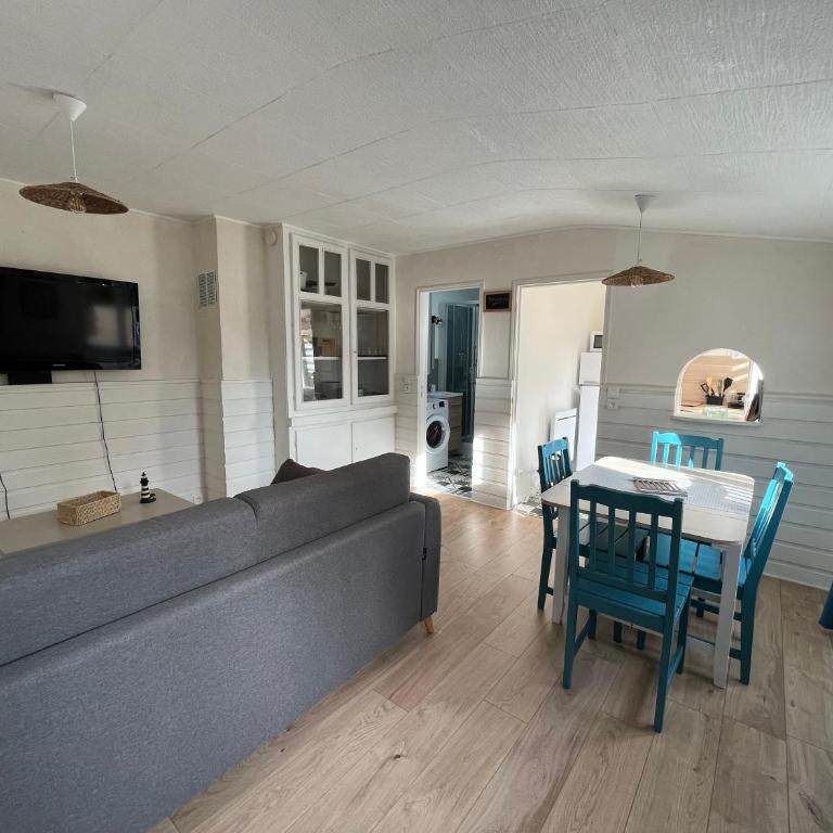 La ptite maison de Royan pour 4 personnes avec jardin - Casa con 1 dormitorio - 3