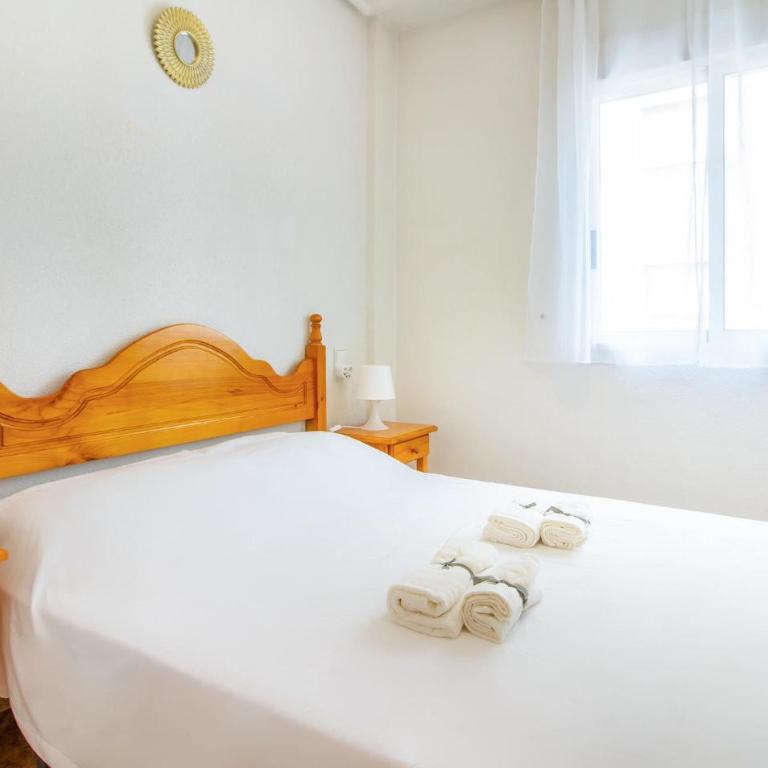 Stunning Apartment In Torrevieja - Apartamento de 2 dormitorios - 10