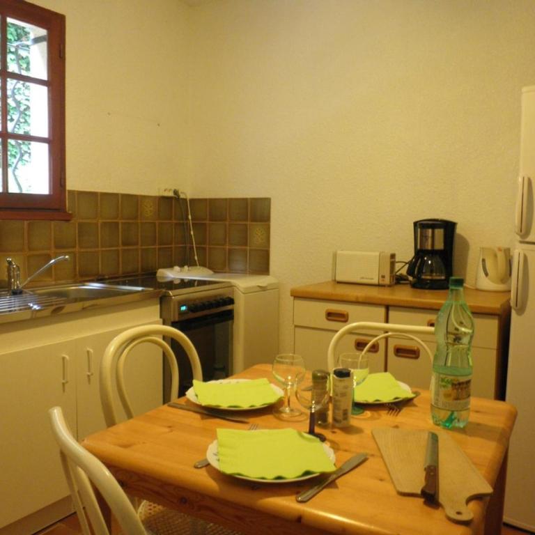 Appartement 3P en rez-de-jardin avec piscine et parking, à 600m de la plage - Saint-Raphaël - FR-1-226A-151 - Appartamento - 2