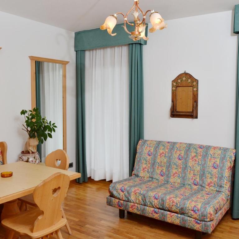 Residence Taufer - Piccolo Appartamento con 1 Camera da Letto e Balcone - 14