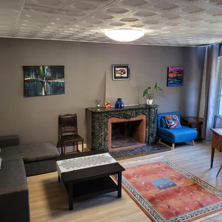 Bel Appartement Bagneres De Luchon Centre - Two-Bedroom Apartment - 8