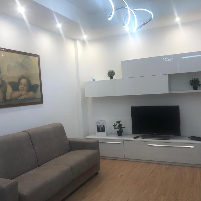 n&ghomesweethome RaffaelloElegante appartamento ideale casa vacanze affari - Appartamento con 1 Camera da Letto - 13