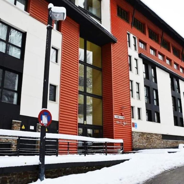 Apartamento Little Rest Gorbea Sierra nevada Zona baja, 4 pax, garaje, wifi - Apartamento de 1 dormitorio - 4