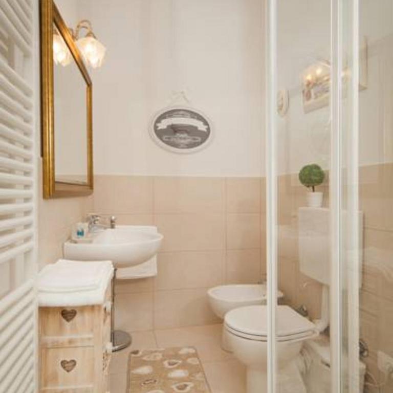 B&B Al Parco Giardini Margherita - Double Room with Private Bathroom #3 - 3