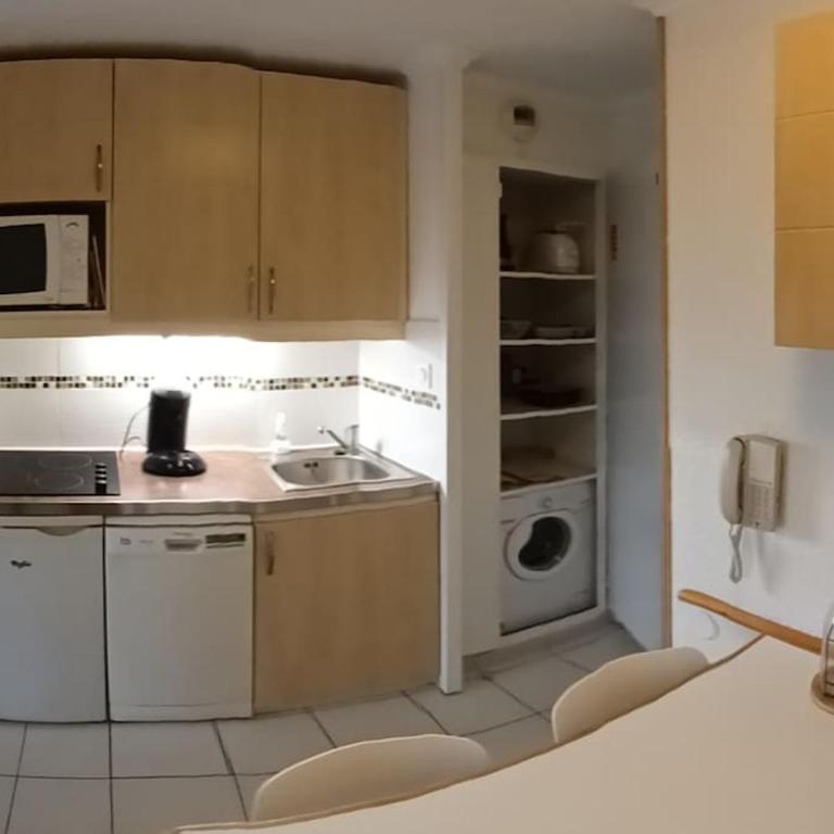Appartement 4/5 personnes vue mer piscine et montagne Cap Estérel Pierre et Vacance nature et sport - Appartement 1 Chambre - 13