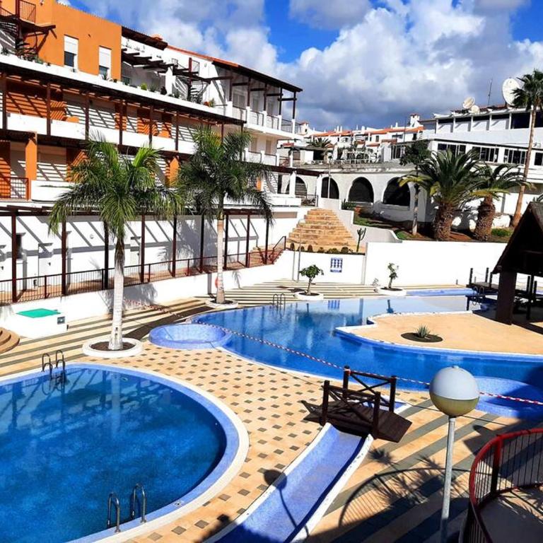 Classic Style Rental with Pools - Apartamento de 3 dormitorios - 15