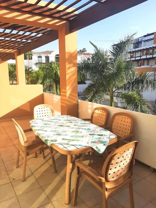Classic Style Rental with Pools - Apartamento de 3 dormitorios - 14