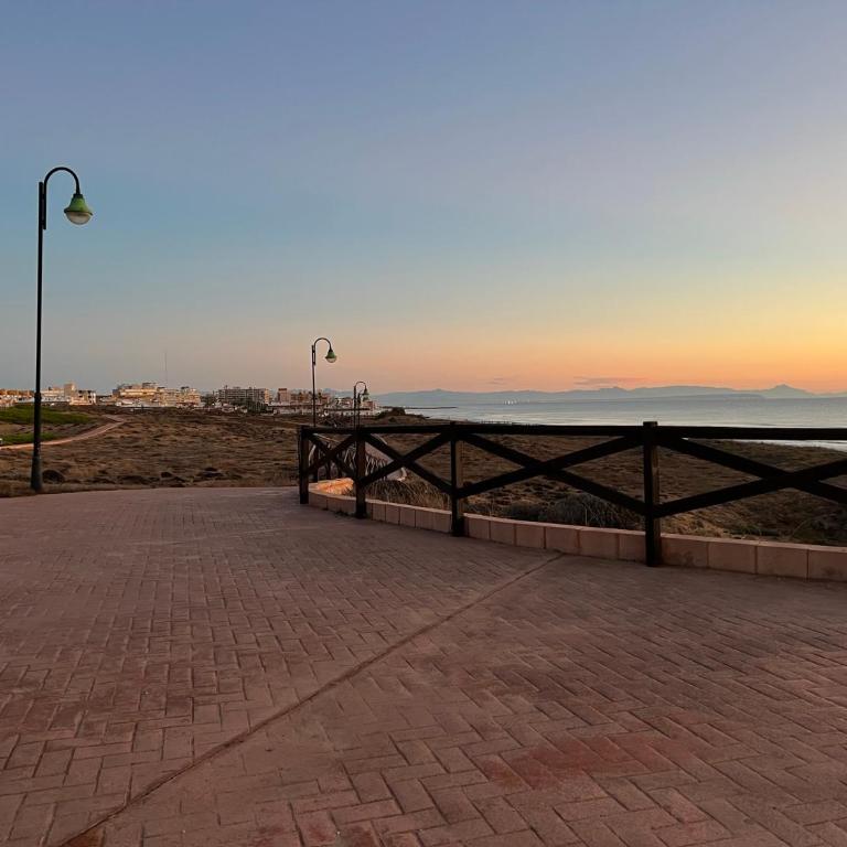 Formidable seaview - Three-Bedroom Apartment - 24