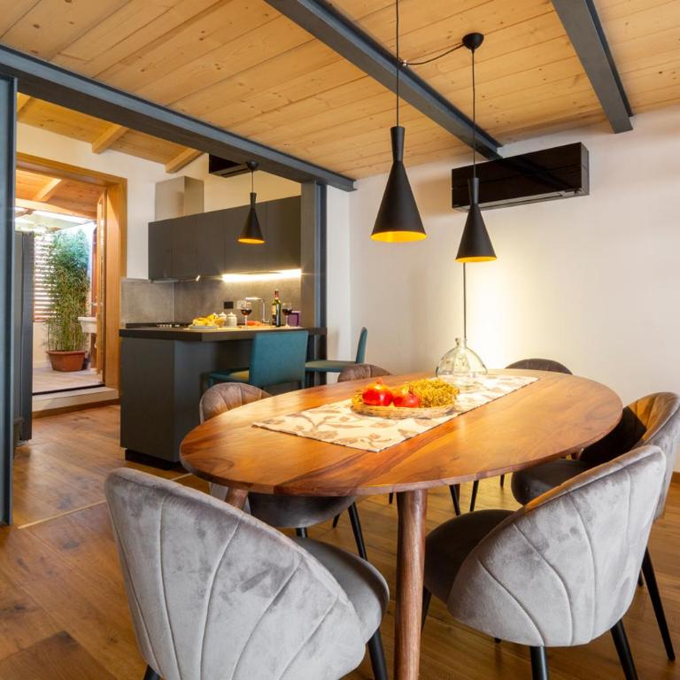 Industrial design loft with outdoor living terrace - Appartamento con Terrazza - 12