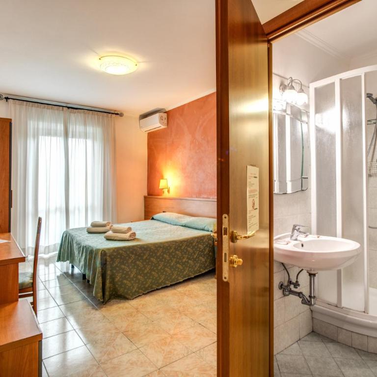 Hotel Millerose - Double or Twin Room - 3