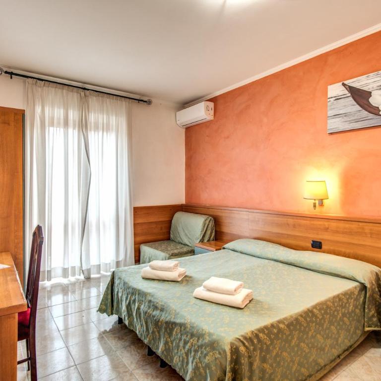 Hotel Millerose - Double or Twin Room - 11