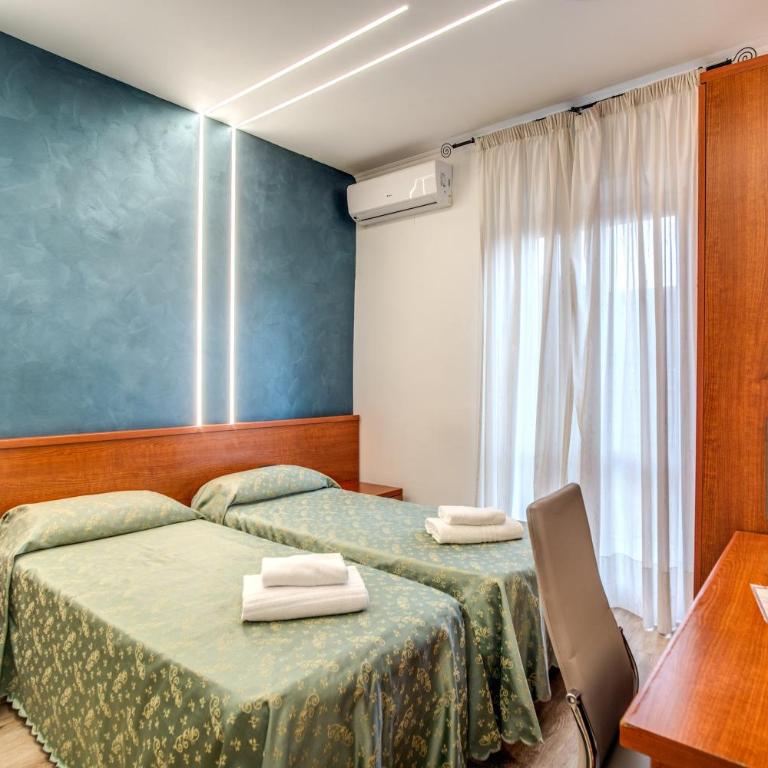 Hotel Millerose - Superior Double Room - 5