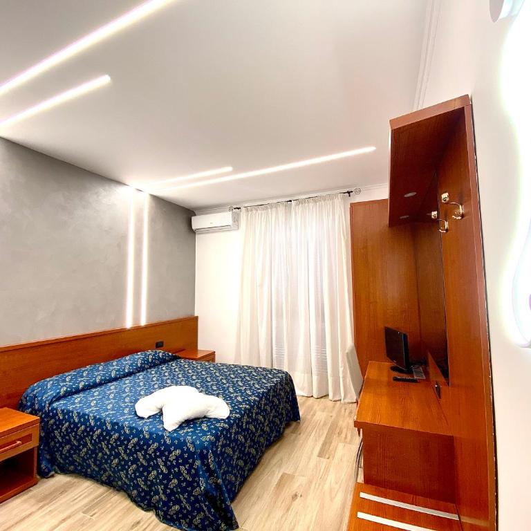Hotel Millerose - Superior Double Room - 3