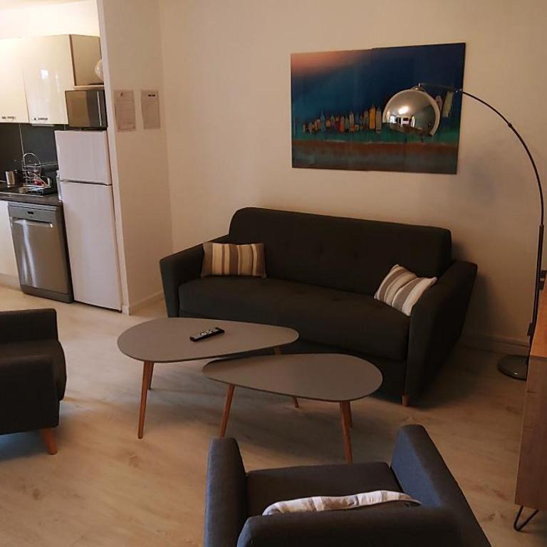 Agréable T3 avec jardin et parking privé, à 350m du centre ville et des plages, wifi, remise supplémentaire de 10 pourcent pour une location à la semaine - Appartement 2 Chambres - 19