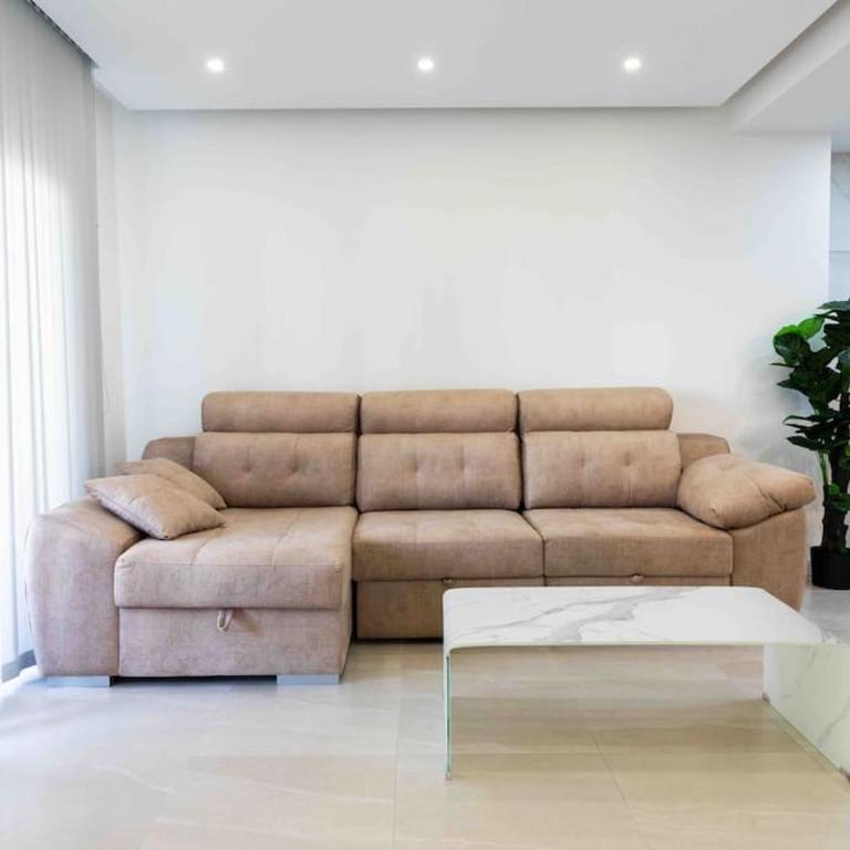Modern 3-bed apartment in heart of torremolinos - Apartamento de 3 dormitorios - 25