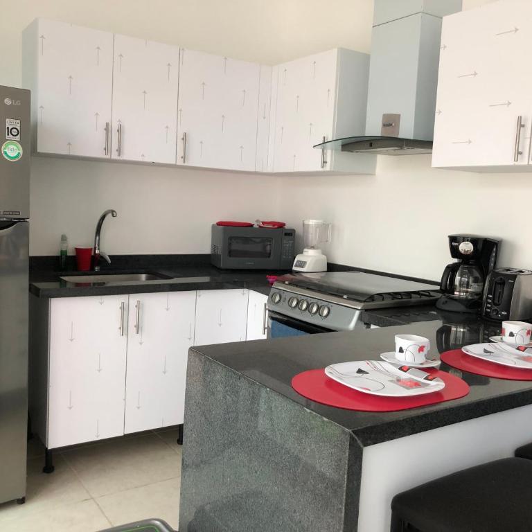 CasaMEXH Lunamar - Ideal para familias, vacaciones o homeoffice cerca 5a Av, Xcaret, Playa - Three-Bedroom Villa - 4