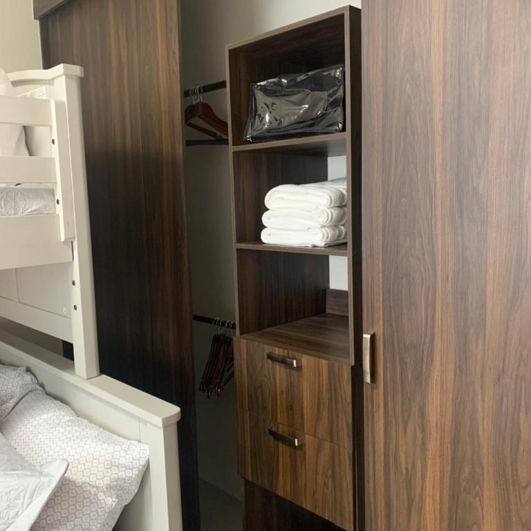 Departamento nuevo y céntrico con ambiente familiar en Guadalajara - Two-Bedroom Apartment - 17