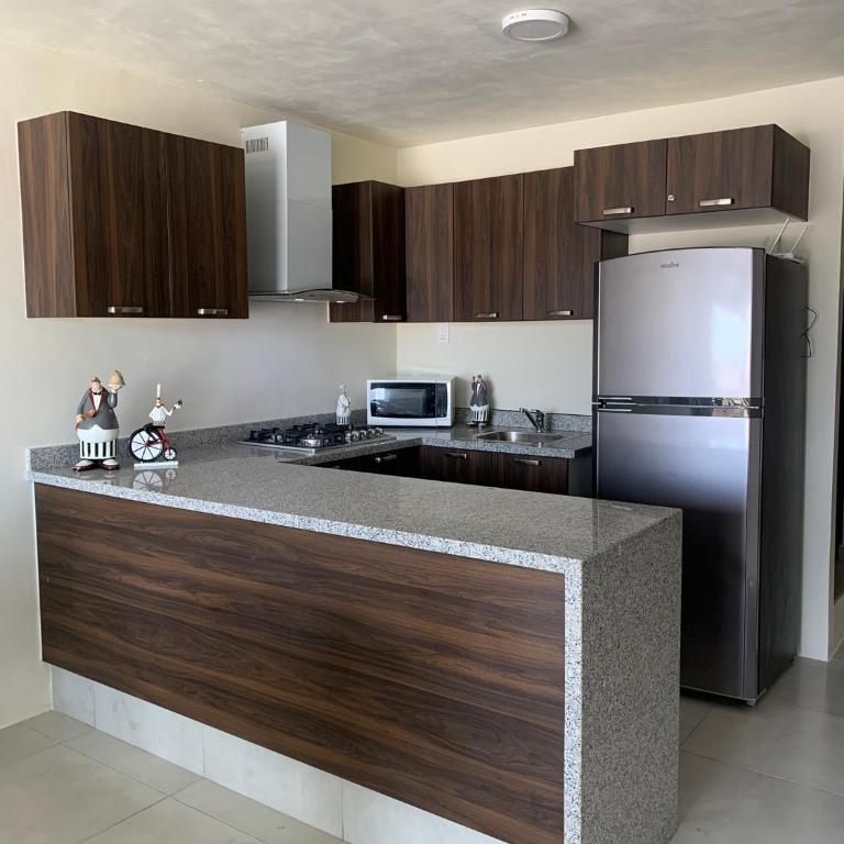 Departamento nuevo y céntrico con ambiente familiar en Guadalajara - Two-Bedroom Apartment - 6