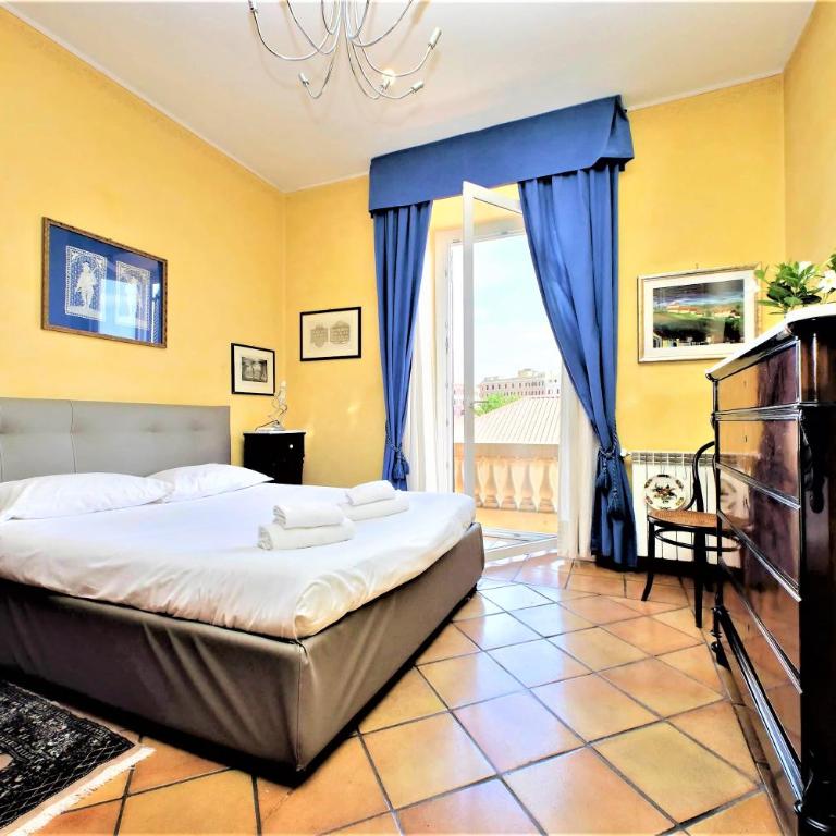 Bellezza Al Colosseo - B&B & Apts - Two-Bedroom Apartment -- Via San Giovanni in Laterano 226 - 22