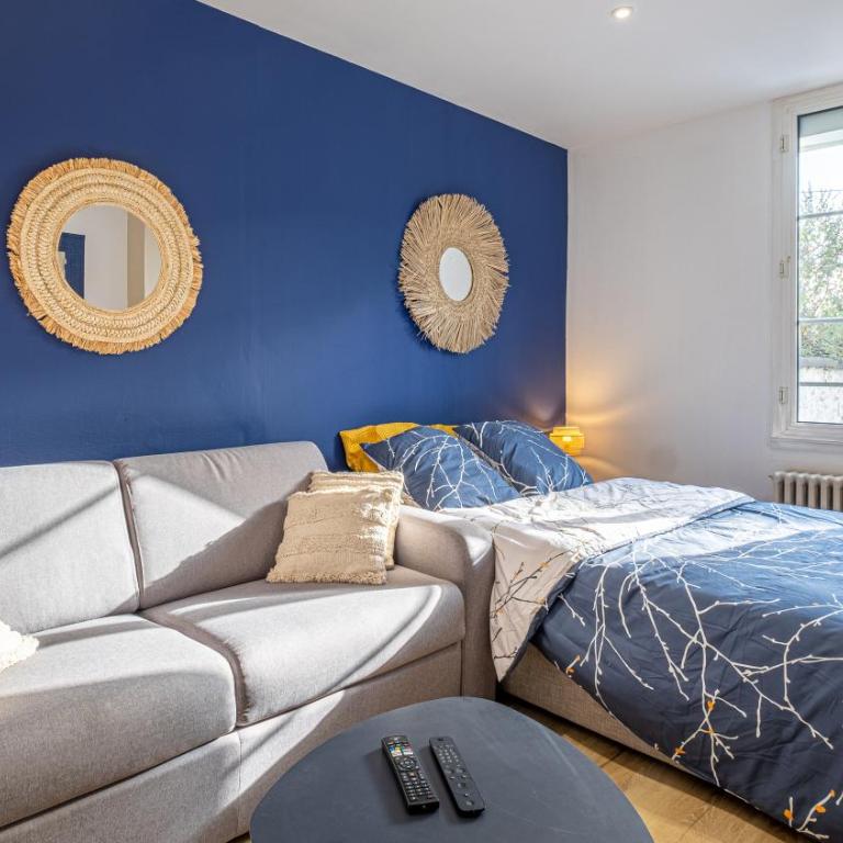 Esprit cosy - Welc'Home - Parking inclus, WIFI haute débit, 600m de la gare - Appartement 1 Chambre - 24