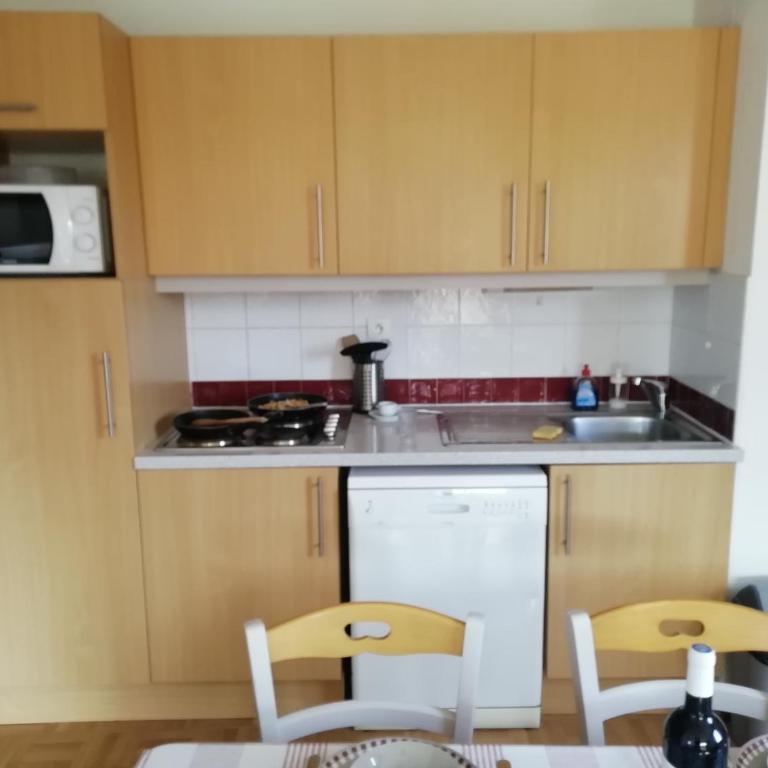 Espace et confort de 45 m2 dans station familiale à 1800 - Apartment mit 2 Schlafzimmern - 3