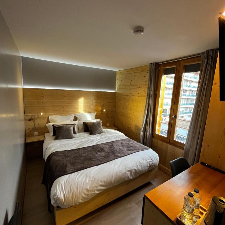 9WAGRAM Hotel Boutique - Chambre Lit Queen-Size Calvados - 7