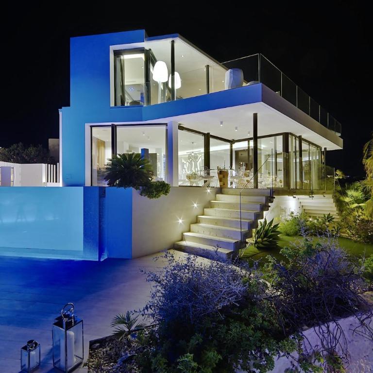 Irresistible Ibiza Villa 3 Bedrooms Villa Buena Private Heated Pool - Villa de 3 dormitorios - 2