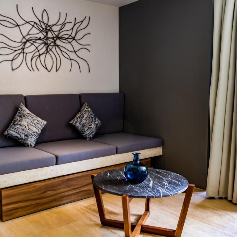 Big Studio at KAAB BY THE BEACH with roof top pool near Paseo del Carmen Mall - Estudio Superior - 18