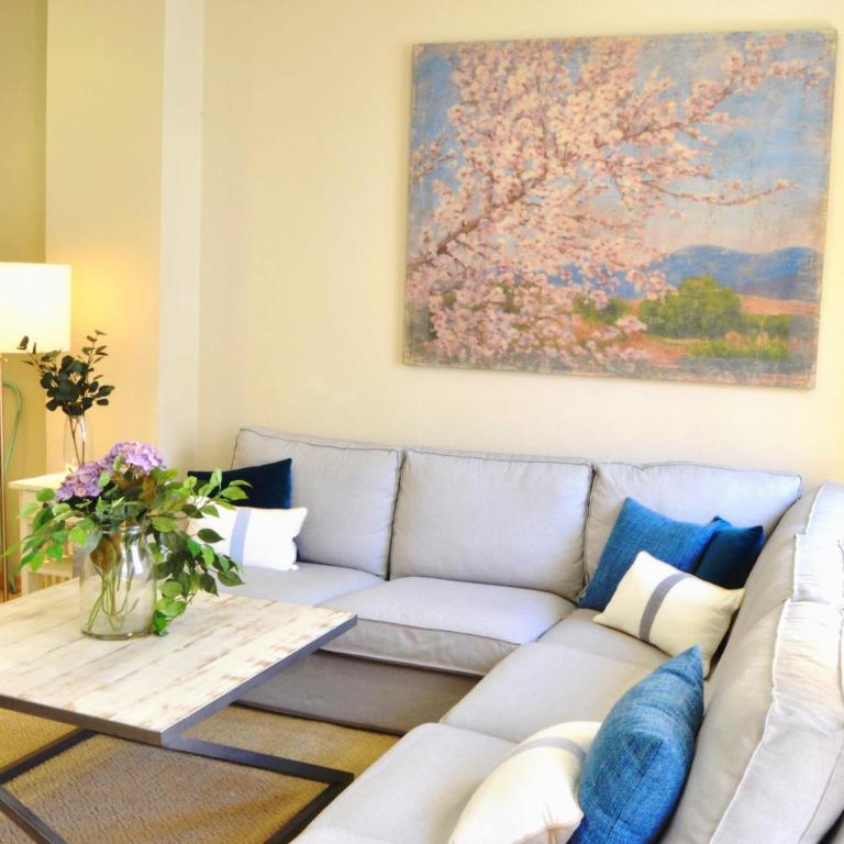 HomeySeville-Penthouse Cathedral Tomas de Ibarra St 6 pax, Parking Optional - Apartamento de 2 dormitorios - 15