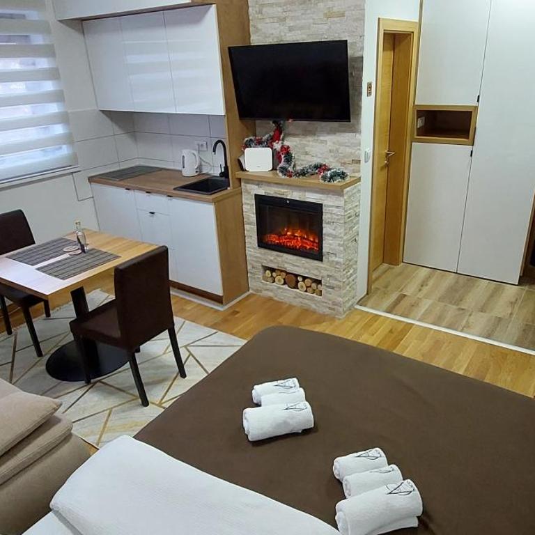 Apartmani MONTES Jahorina - Studio with Sofa Bed - 8