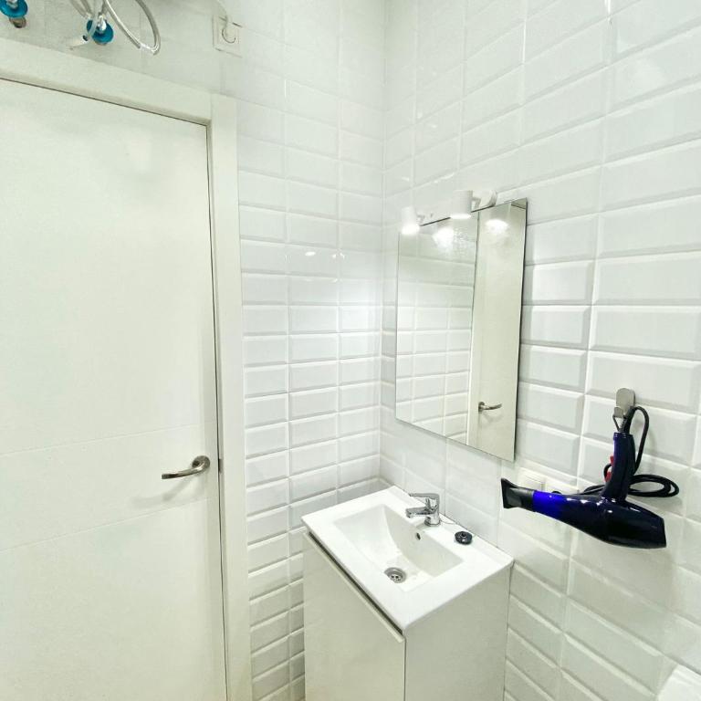 China Town Madrid 02 - One-Bedroom Apartment - 6