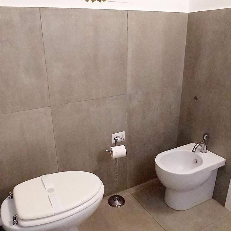 Stanza Con Bagno Privato Orvieto Centro Storico, Aria Condizionata NETFLIX Vicino al Pozzo della Cava-Affittacamere "Carvajal Rooms" - Camera King Standard - 21