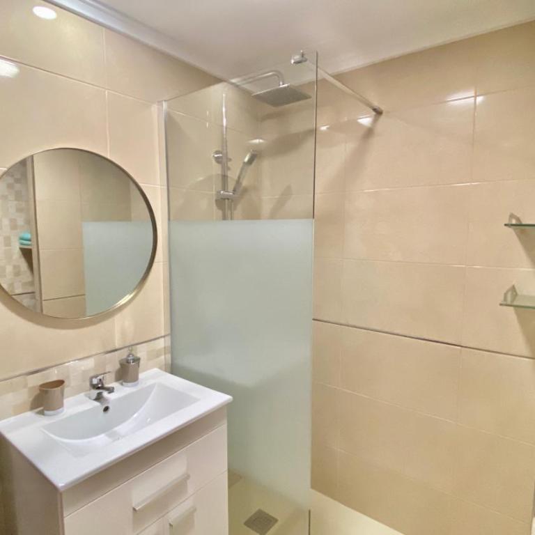 Beautiful apartment near LaMata Beach with PANORAMA SEA view!!! - Apartamento de 2 dormitorios - 32