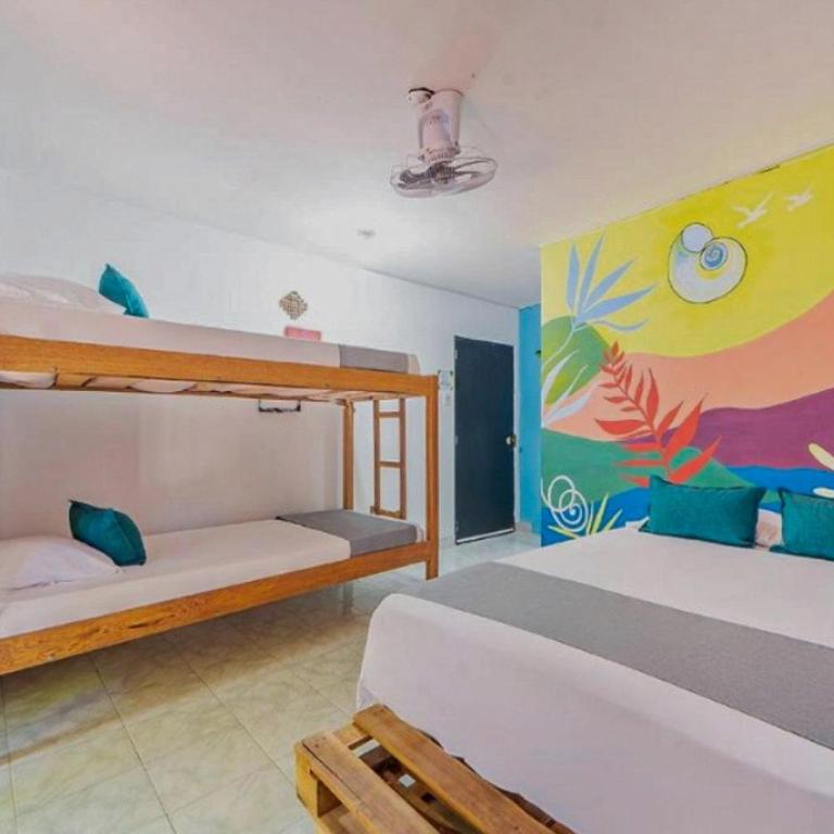 Hostal Casa Tropicalia - Habitación cuádruple - 1