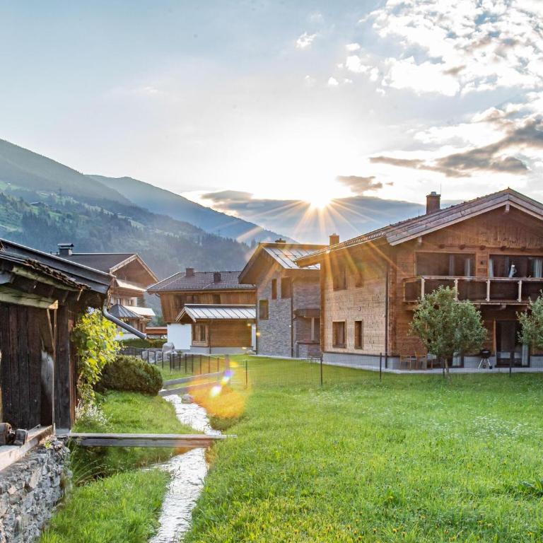 Chalet in Wald near Krimml Waterfalls - Maison de Vacances 4 Chambres - 1