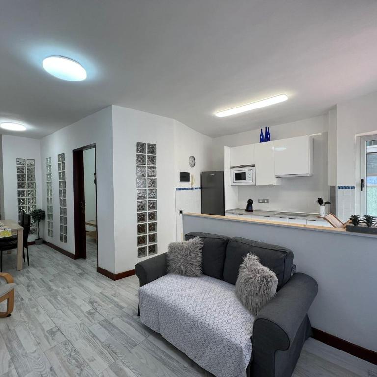 LAS CANTERAS Sabor a Mar 2 Dormitorios "Parking Gratis" - Apartamento con vistas al mar - 11