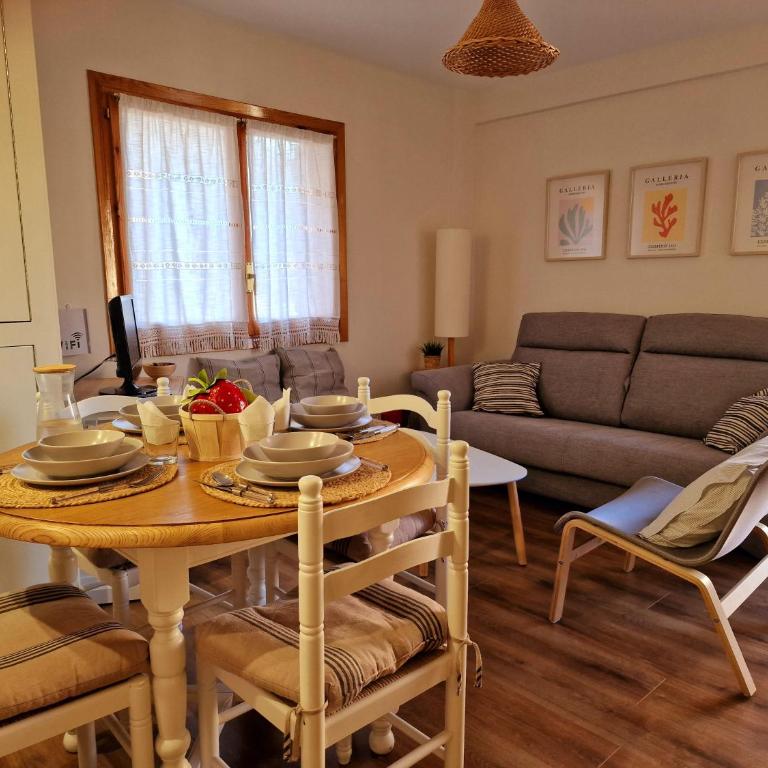 ESQUÍ PIRINEO ARAGONÉS APARTAMENTO EL JUNCARAL Wifi - Two-Bedroom Apartment - 9
