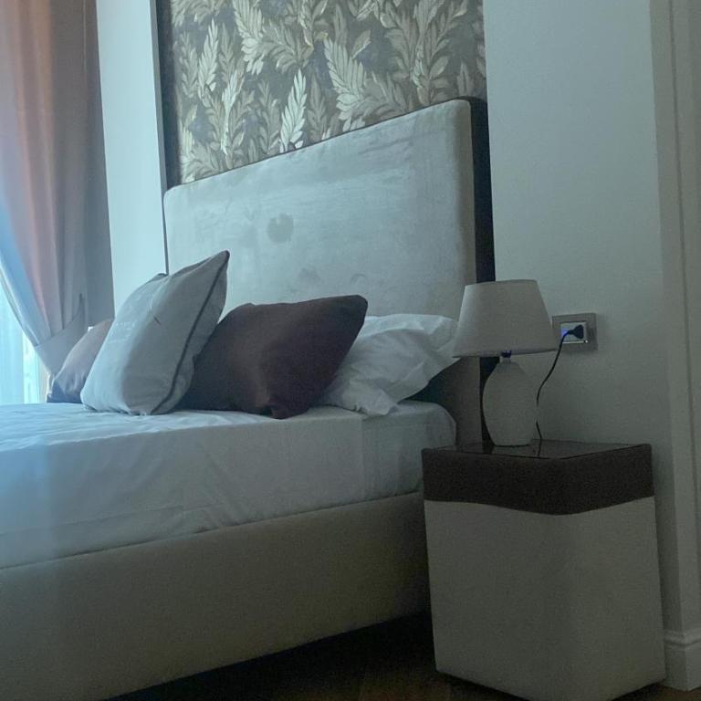 Domus Capodimonte - Camera Matrimoniale Deluxe con 1 Letto Supplementare - 12