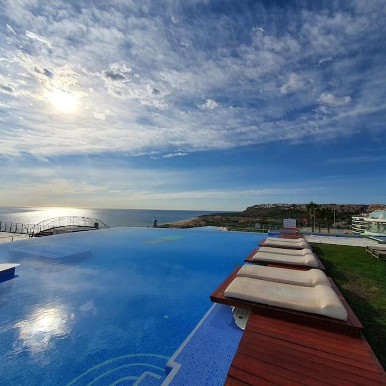 Apartment with magnificent seeview and all luxury - Apartamento de 2 dormitorios - 24