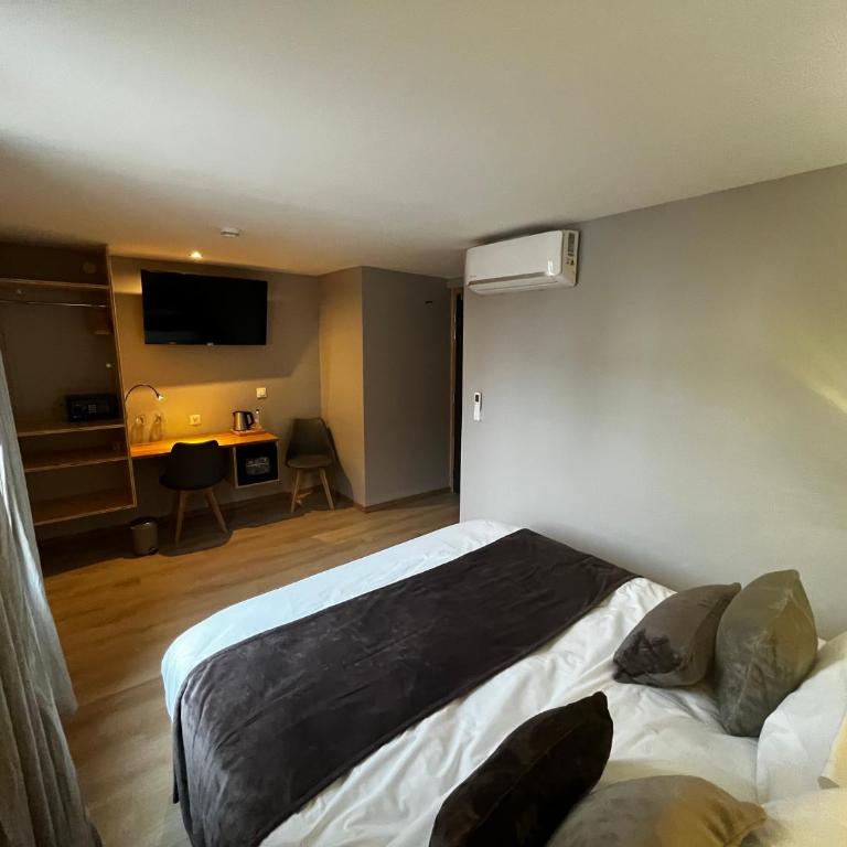 9WAGRAM Hotel Boutique - Chambre Lit Queen-Size Liffré - 12