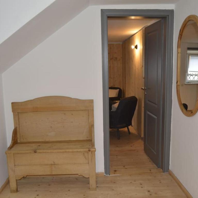 Herberge. 46 - Three-Bedroom Apartment - 36