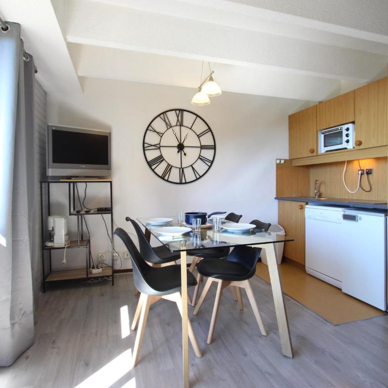 Studio cabine rénové, balcon ouest, parking couvert - FR-1-340-260 - Estudio - 1