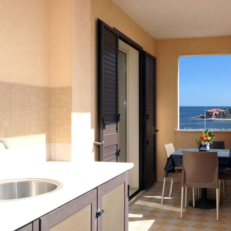 CASA LUCA Appartamento al centro di Marzamemi vista mare con parcheggio privato - Appartamento con 2 Camere da Letto - 2