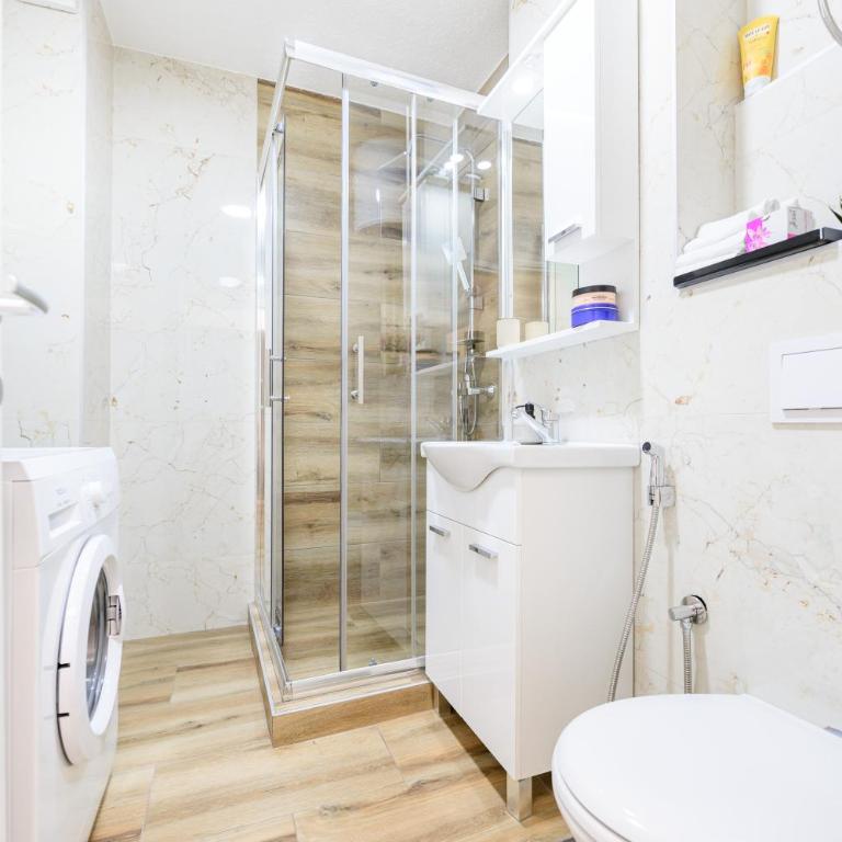 Apartment UNA Alipasino with two bedrooms - Two-Bedroom Apartment - 8